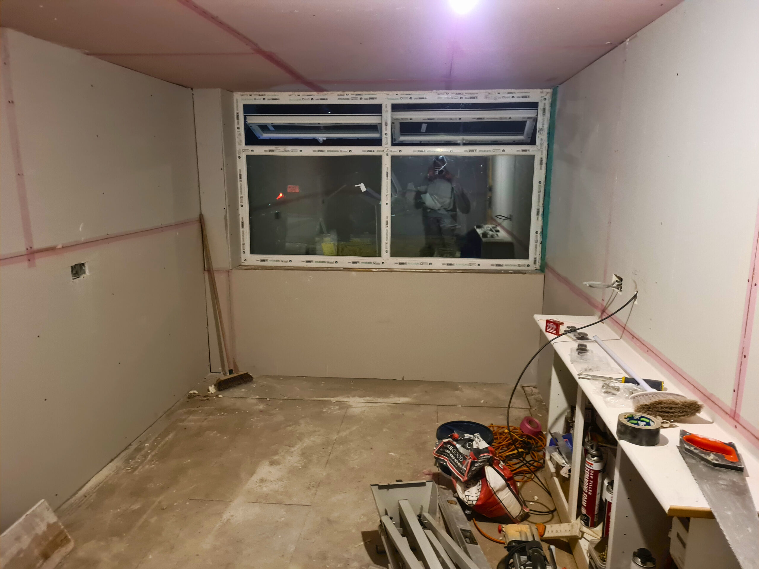 https://manchesterhomes.co.uk/wp-content/uploads/2025/04/5-Capesthorne-Road-1-scaled.jpg