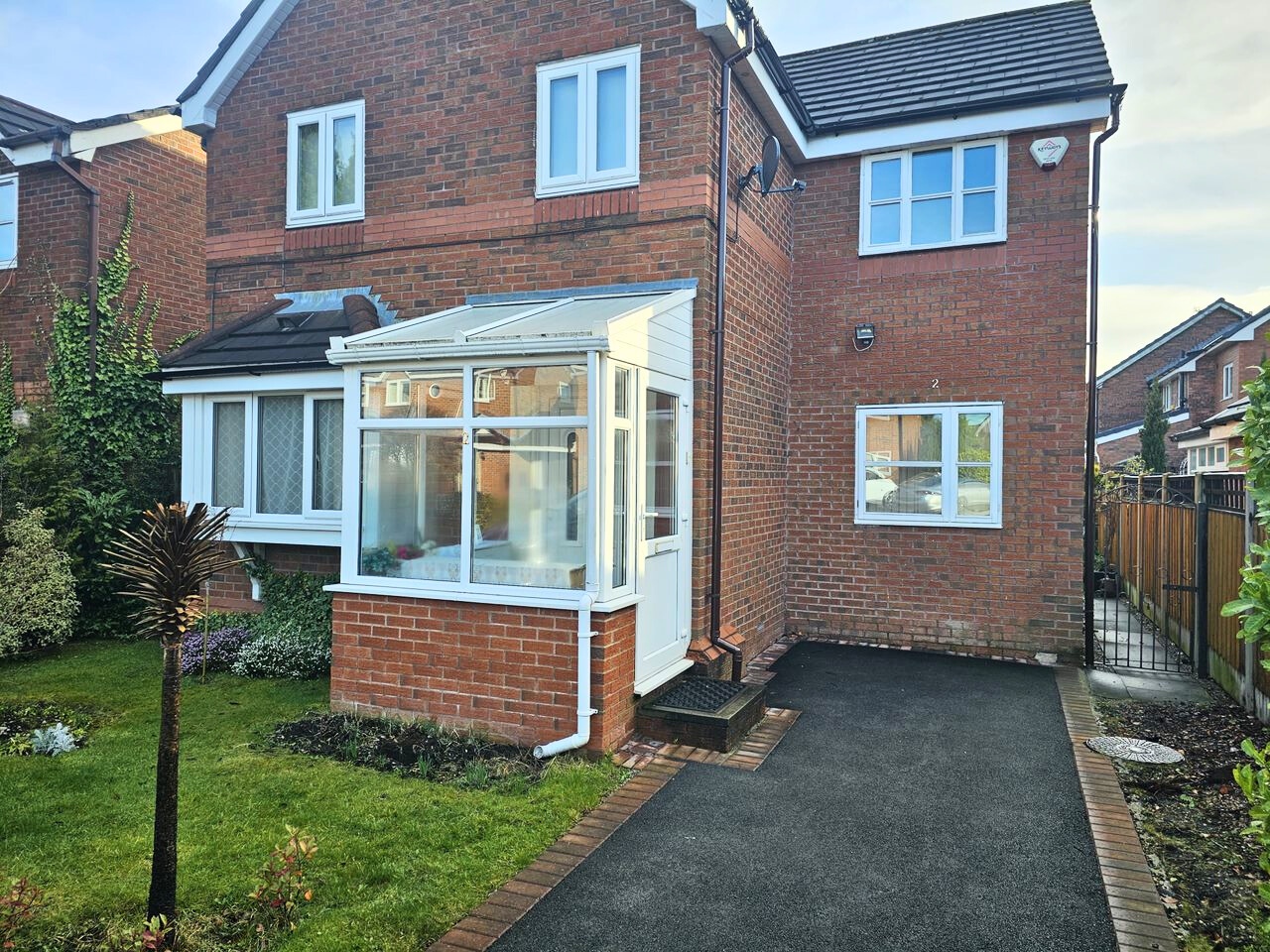 https://manchesterhomes.co.uk/wp-content/uploads/2025/04/d4f8b169-1d96-4e4b-be10-e7a4fee1bb4f.jpg